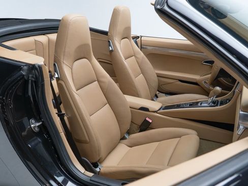 Used 2012 Porsche 911 Carrera S w/ Burmester Audio Pkg RWD image 30