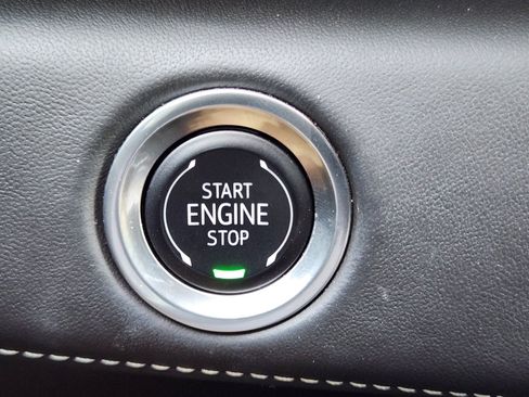 Certified 2024 Cadillac Escalade V w/ LPO, ONYX Package AWD/4WD image 19