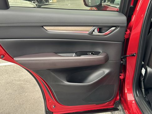 Used 2021 MAZDA CX-5 Signature AWD/4WD image 18