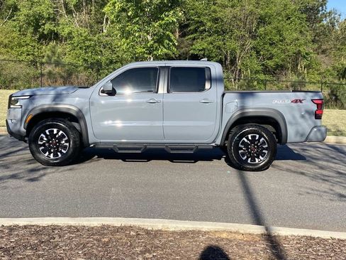 Used 2023 Nissan Frontier PRO-4X w/ Technology Package AWD/4WD image 8