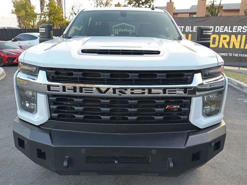 Used 2022 Chevrolet Silverado 2500 LT w/ Convenience Package AWD/4WD image 3