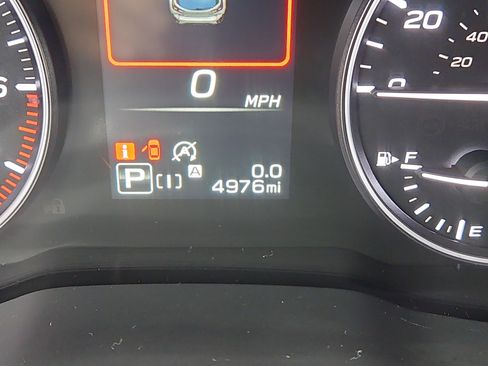 Certified 2025 Subaru Crosstrek 2.0i Premium image 6