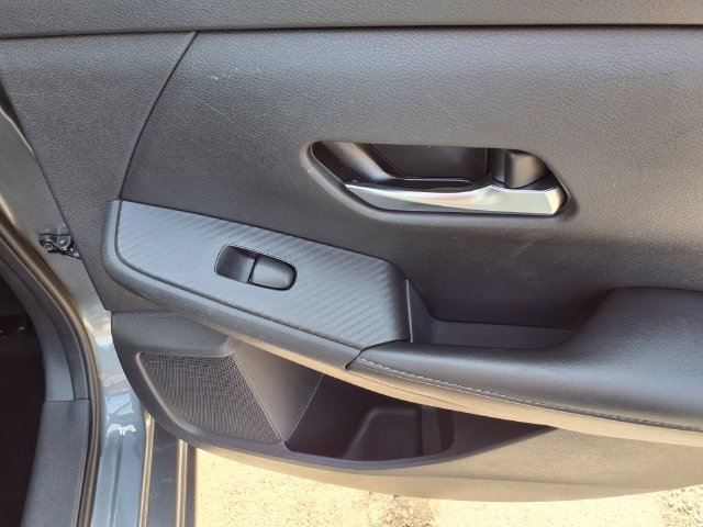 Used 2022 Nissan Sentra S FWD image 23