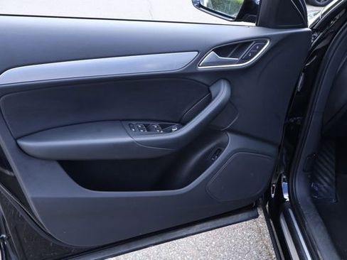 Used 2018 Audi Q3 2.0T Premium w/ Convenience Package image 12