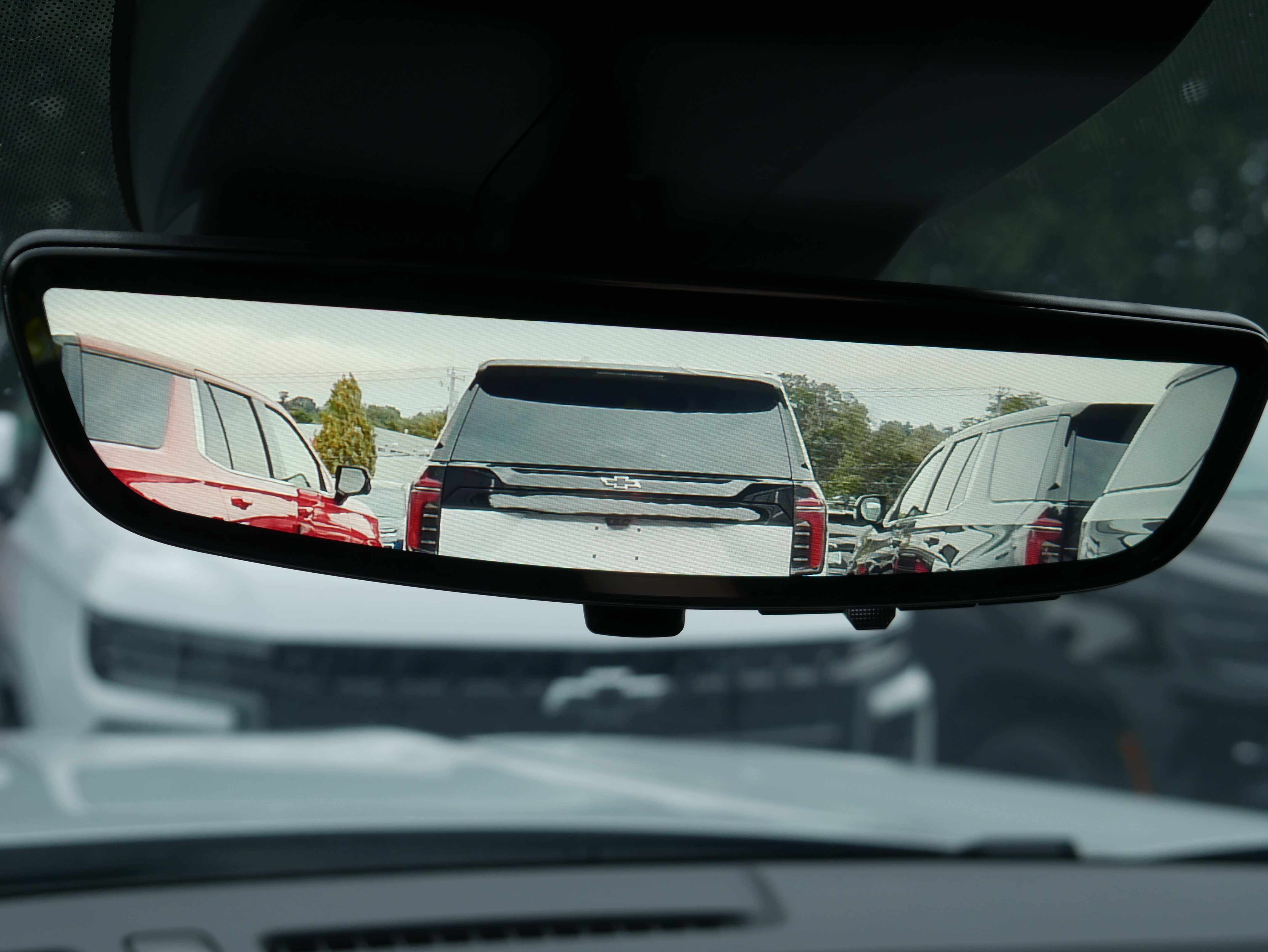 New 2025 Chevrolet Tahoe 4WD w/ 1FL Safety Package image 31