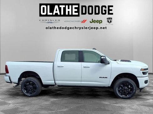 New 2026 RAM 2500 Laramie AWD/4WD image 28