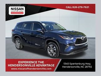 Used 2023 Toyota Highlander XLE FWD 360° Tour
