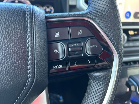 Used 2022 Toyota Tundra Platinum image 21