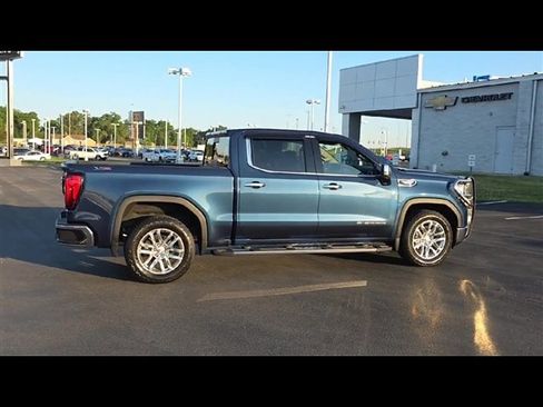 Used 2021 GMC Sierra 1500 SLT w/ SLT Premium Plus Package image 9