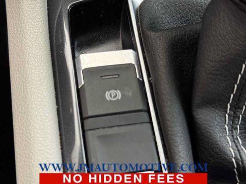 Used 2024 Volkswagen Tiguan SE R-Line AWD/4WD image 34
