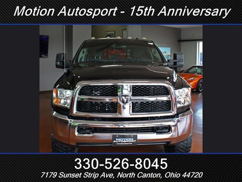 Used 2016 RAM 2500 Tradesman w/ Chrome Appearance Group AWD/4WD image 4