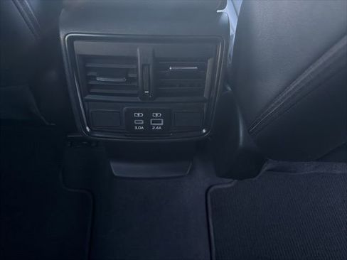 Used 2025 Subaru Forester Sport image 13