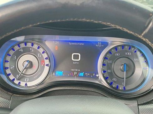 Used 2015 Chrysler 300 S image 26