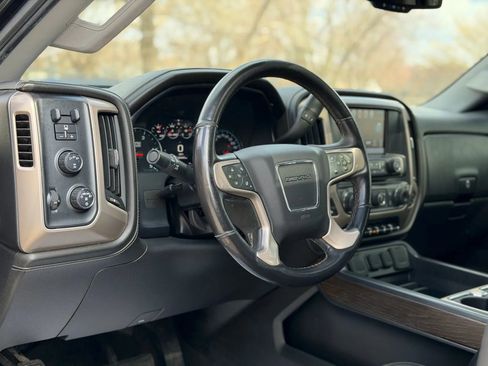 Used 2017 GMC Sierra 2500 Denali w/ Duramax Plus Package image 11
