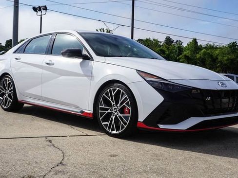 Used 2023 Hyundai Elantra N FWD image 2