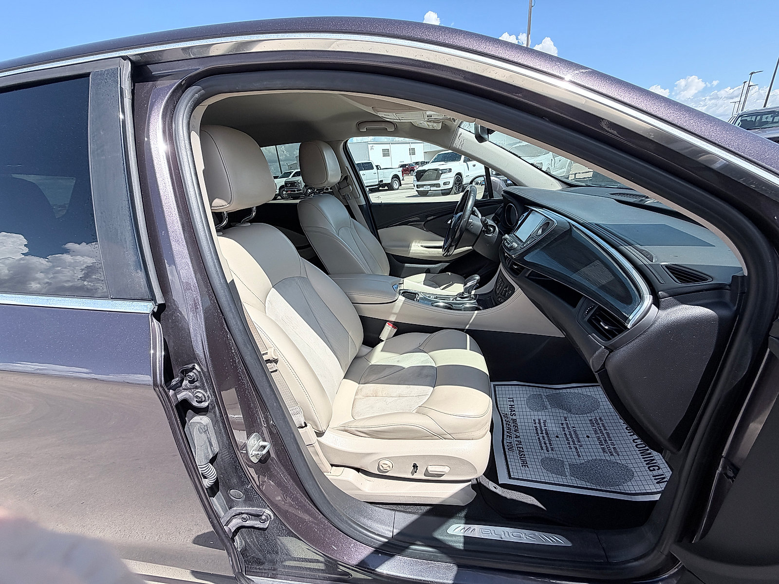 Used 2017 Buick Envision Preferred FWD image 12