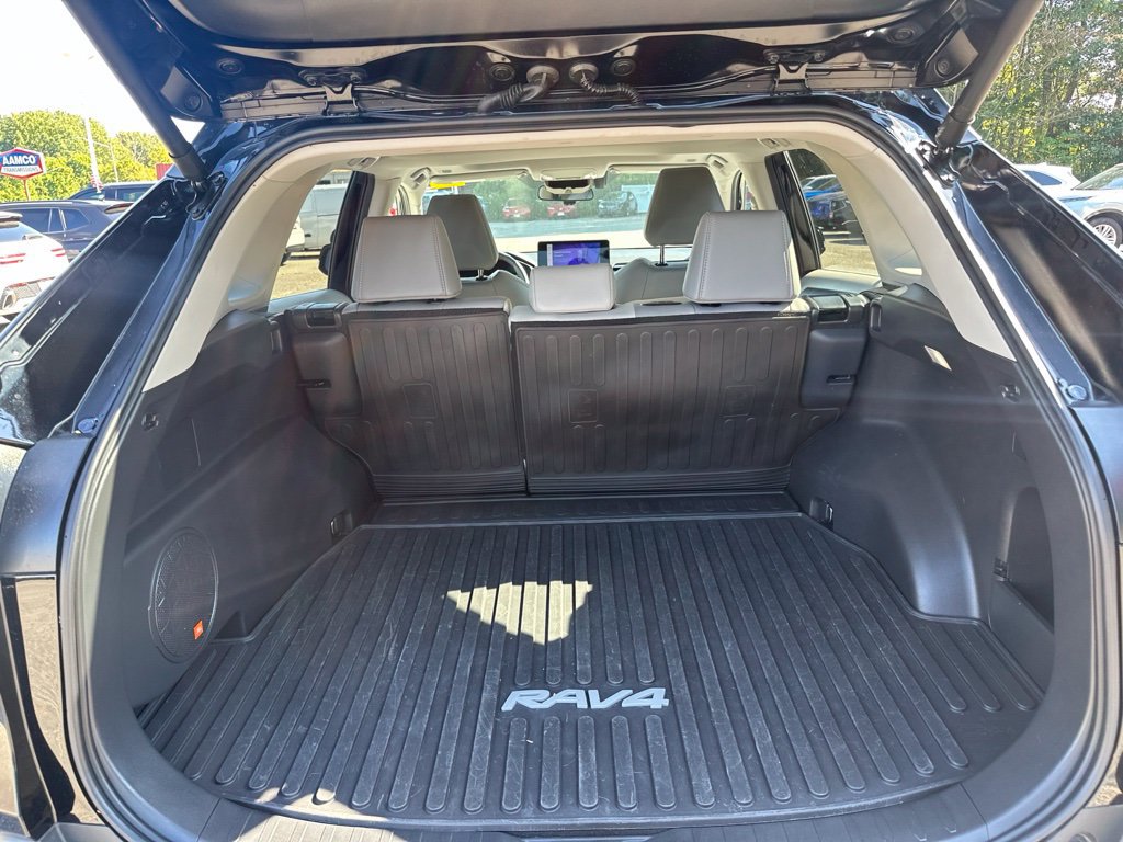 Used 2025 Toyota RAV4 XLE Premium w/ Weather Package AWD/4WD image 17