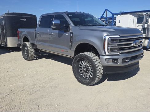 Used 2024 Ford F250 Limited w/ FX4 Off-Road Package image 6