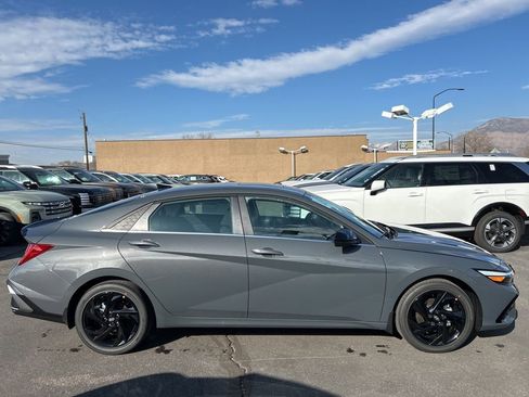 New 2026 Hyundai Elantra SEL Sport image 4