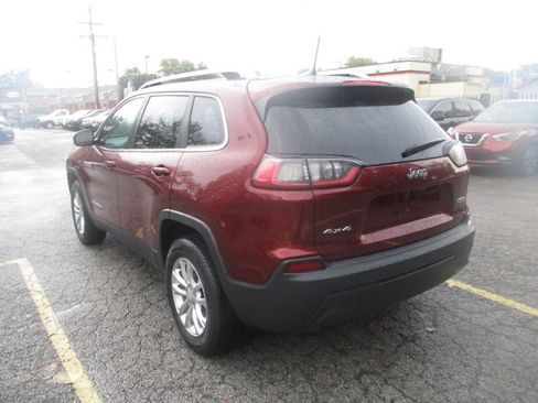 Used 2019 Jeep Cherokee Latitude w/ Popular Appearance Group AWD/4WD image 2