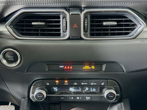 Used 2025 MAZDA CX-5 AWD 2.5 S w/ Preferred Package image 23