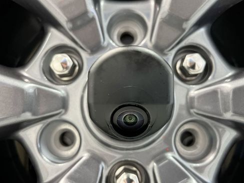 New 2025 Ford Bronco Badlands image 12