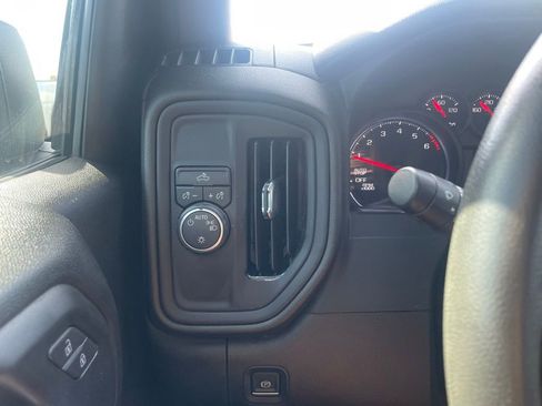 Used 2021 Chevrolet Silverado 1500 Custom image 13