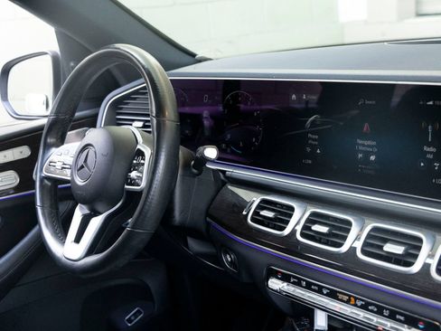 Used 2021 Mercedes-Benz GLE 350 4MATIC image 29