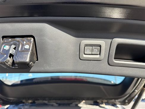 Used 2025 MAZDA CX-90 3.3 Turbo w/ Premium Plus Pkg image 11