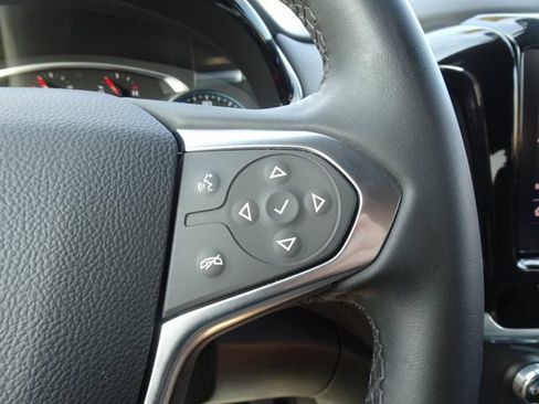 Used 2023 Chevrolet Traverse LT FWD image 23
