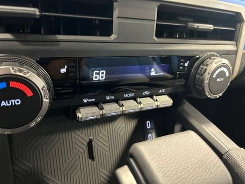 Used 2026 Toyota Tacoma TRD Off-Road AWD/4WD image 21