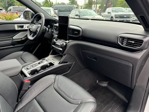 Used 2023 Ford Explorer ST w/ Technology Package AWD/4WD image 40