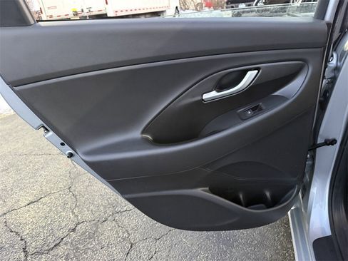 Used 2020 Hyundai Elantra GT image 27