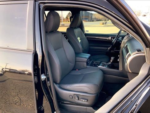 Used 2021 Lexus GX 460 Premium image 9