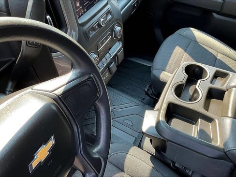 Used 2022 Chevrolet Silverado 1500 Custom AWD/4WD image 21