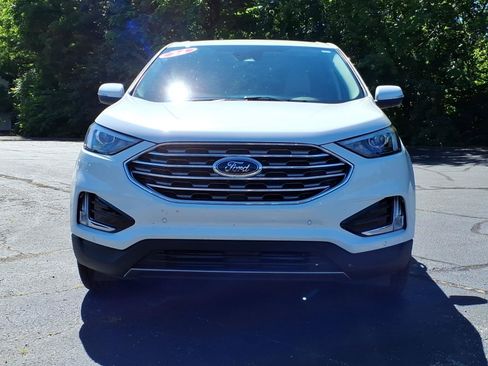 Certified 2024 Ford Edge Titanium AWD/4WD image 2