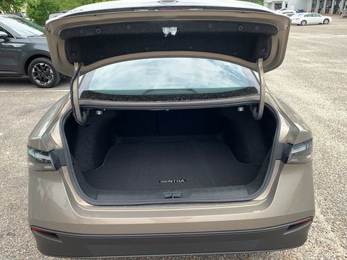 New 2026 Nissan Sentra SV w/ Floor Mat Package FWD image 5