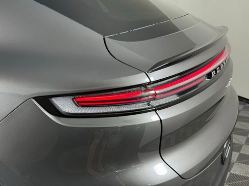 New 2025 Porsche Cayenne Coupe image 16