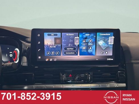 New 2026 Nissan Pathfinder Platinum image 29