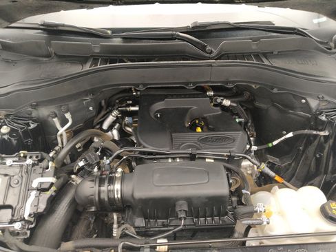 Used 2020 Ford Explorer XLT w/ Equipment Group 202A image 30