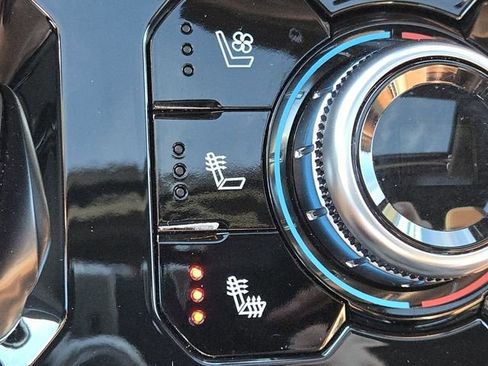 Used 2023 GMC Sierra 1500 Denali Ultimate image 14