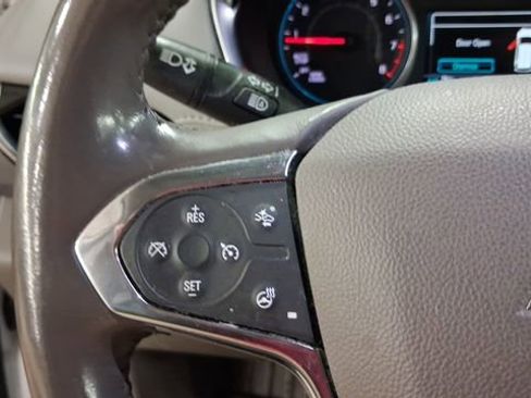 Used 2019 Chevrolet Traverse Premier w/ Driver Confidence II Package FWD image 30