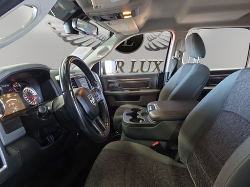 Used 2018 RAM 1500 Big Horn image 9