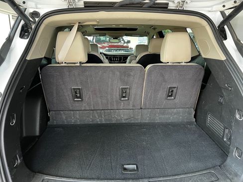 Used 2019 Buick Enclave Premium w/ Experience Buick Package AWD/4WD image 25