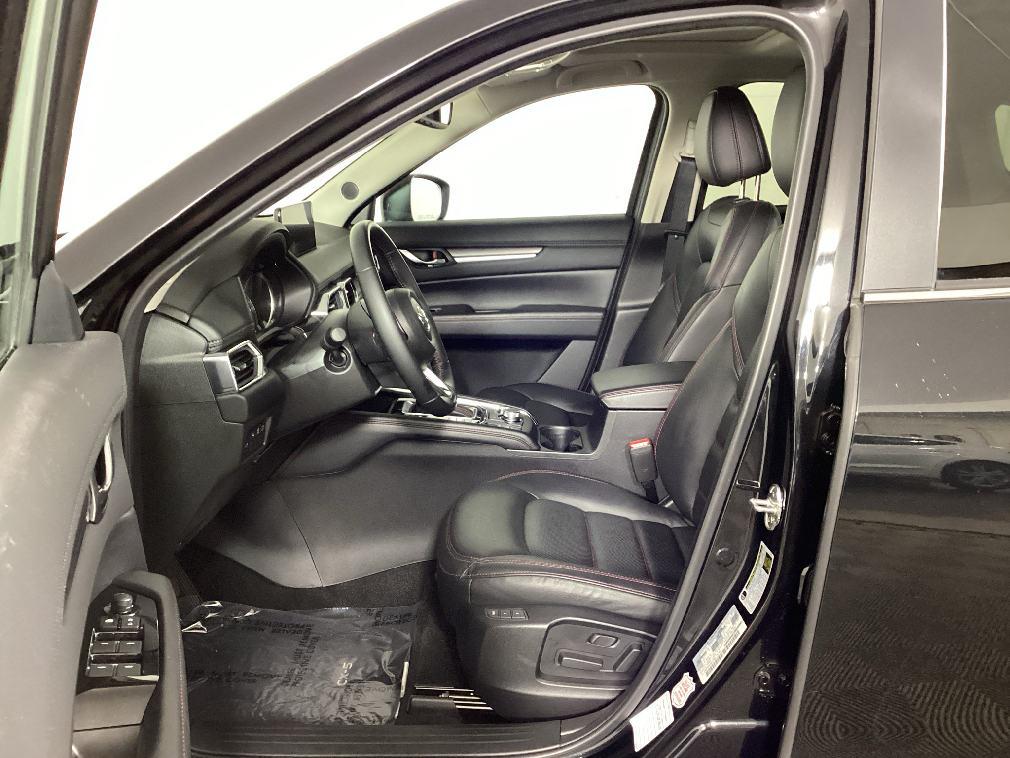 Used 2025 MAZDA CX-5 Carbon Edition AWD/4WD image 16