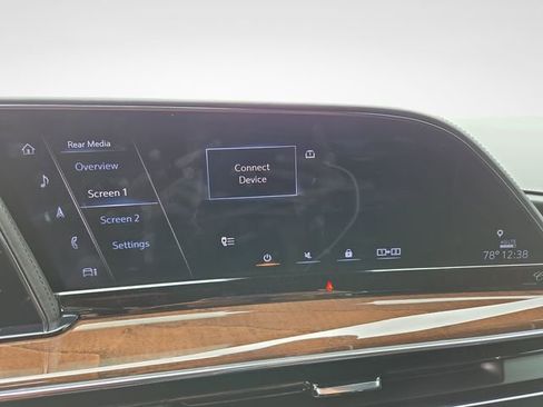 Used 2021 Cadillac Escalade Sport Platinum w/ LPO, ONYX Package AWD/4WD image 28