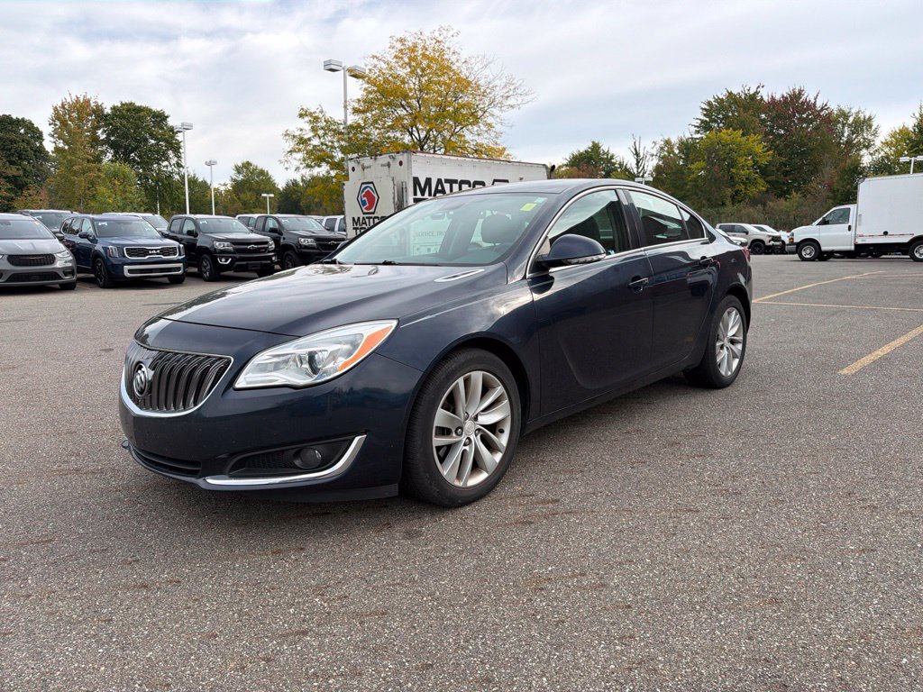 Used 2015 Buick Regal Premium w/ Experience Buick Package FWD image 5