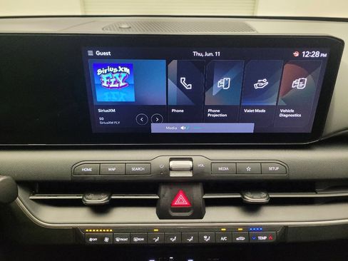 Used 2025 Kia K4 FWD image 25