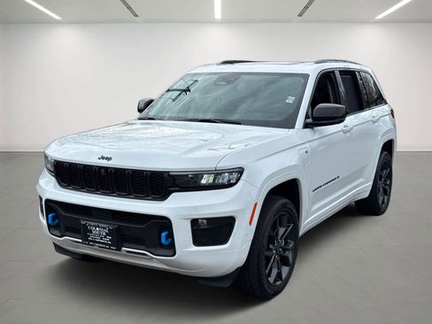 Used 2023 Jeep Grand Cherokee 30th Anniversary image 1