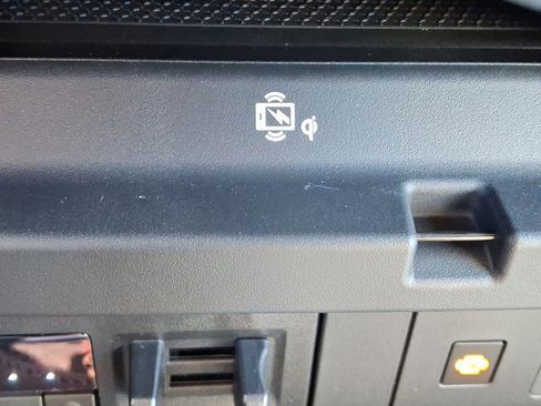 Used 2024 Nissan Armada Platinum w/ Captain's Chairs Package image 28